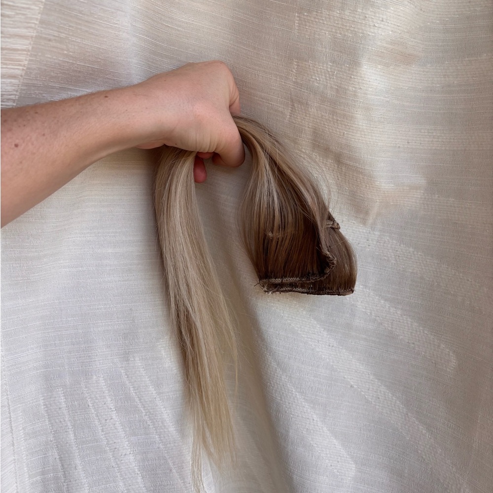 JZ Styles 18” Machine Weft Remy Human Hair Extensions Blonde Rooted Ombré - Picture 5 of 5